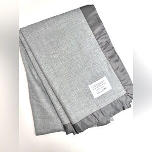 The White Company/British Airways business class throw.
